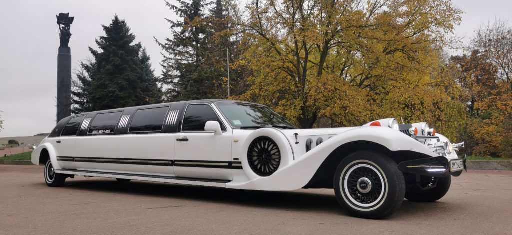 Лімузин Lincoln Excalibur